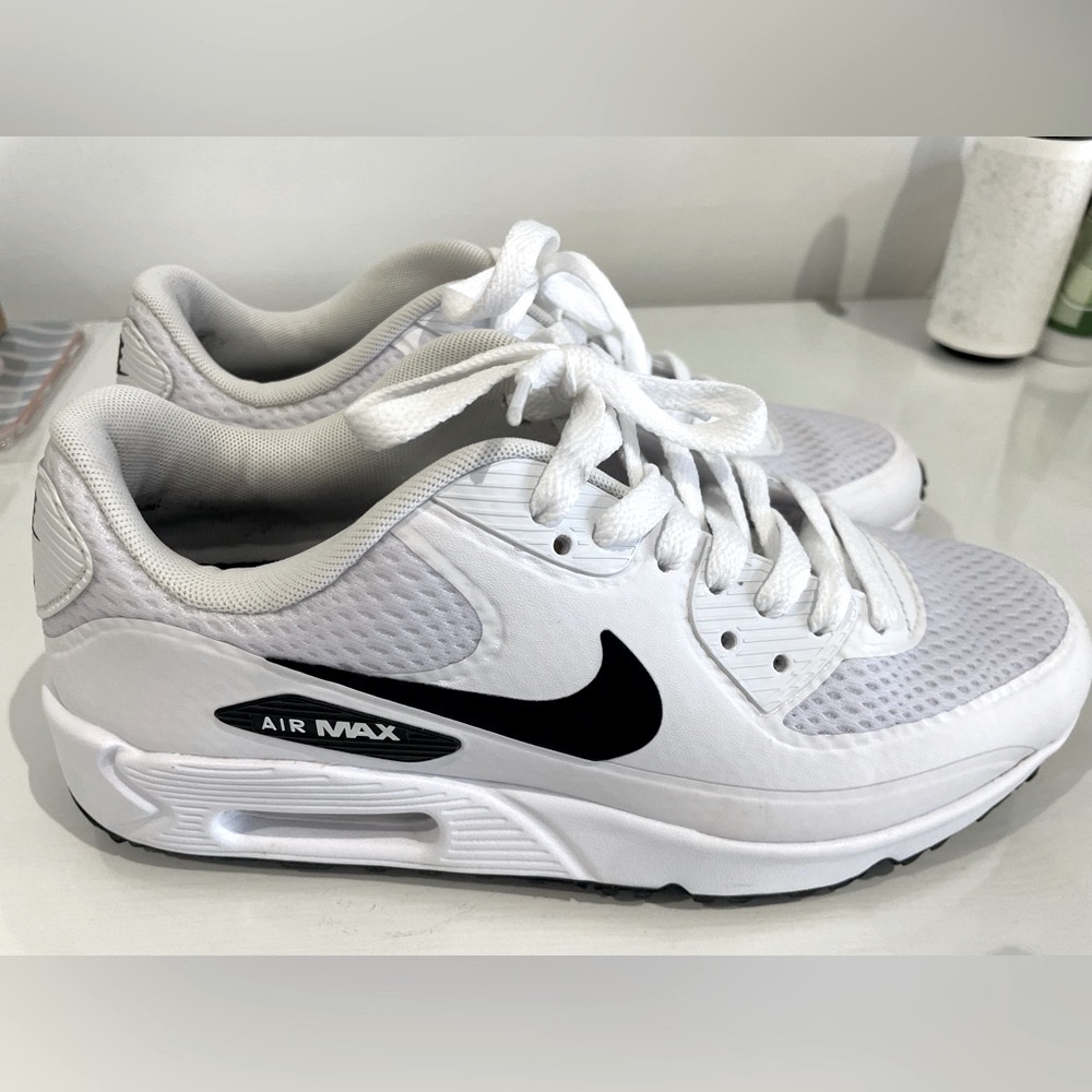 Nike Air Max Golf Shoe Women’s 7 or Men’s 5.5